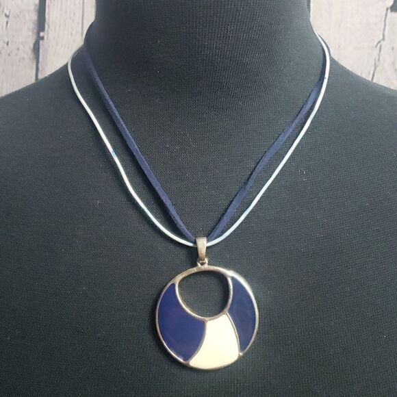 Y2K Navy Blue and White Necklance - Picture 1 of 8